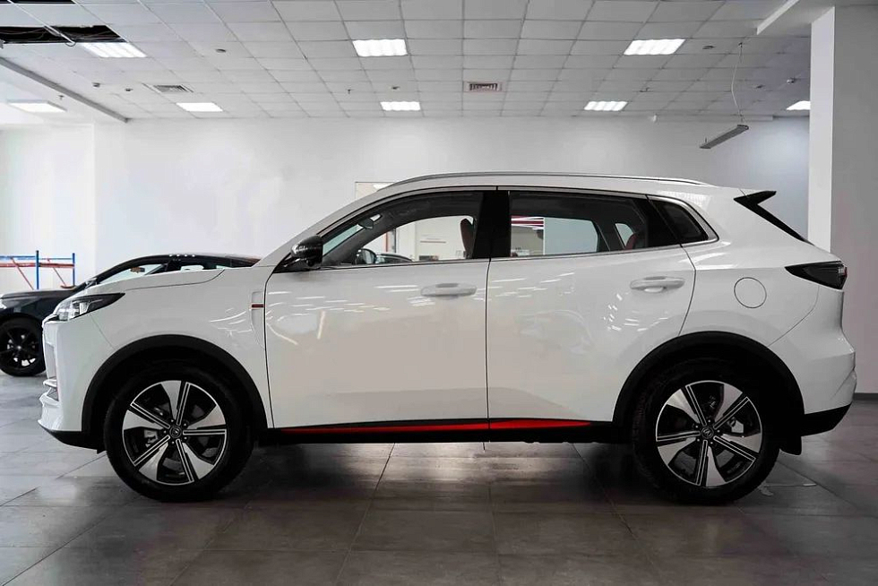 Changan UNI-S (CS55 Plus) Tech Plus, белый