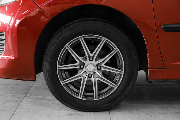 Peugeot 207, 2010 года, пробег 189000 км