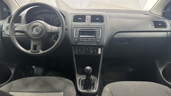 Volkswagen Polo Trendline, 2015 года, пробег 245000 км
