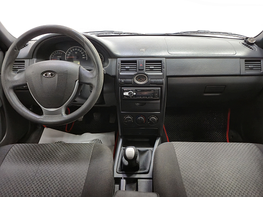 Lada (ВАЗ) Priora Норма, 2012 года, пробег 176904 км