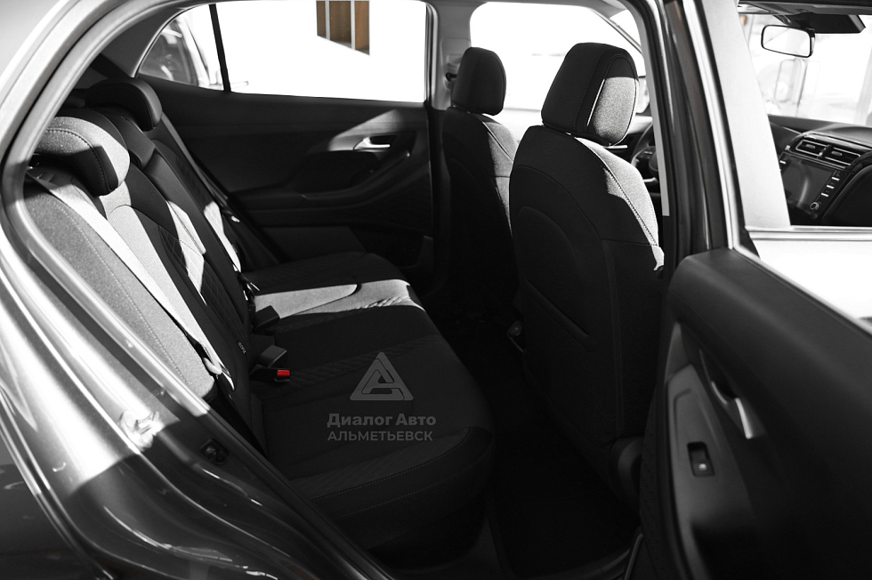 Solaris HC Фэмили + Ультра (Family + Ultra) 150 л.с., серый