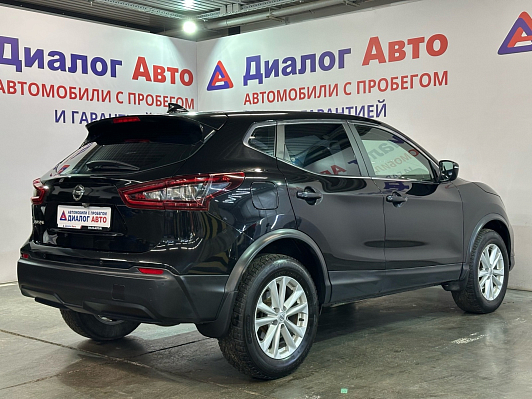 Nissan Qashqai LE, 2022 года, пробег 90000 км