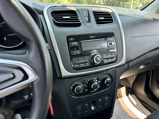 Renault Sandero, 2021 года, пробег 126000 км