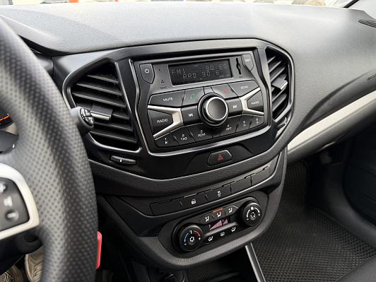Lada (ВАЗ) Vesta Comfort, 2021 года, пробег 83000 км