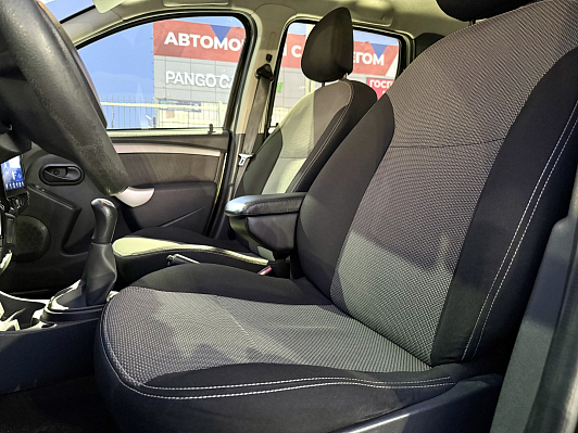 Renault Duster Expression, 2016 года, пробег 184000 км