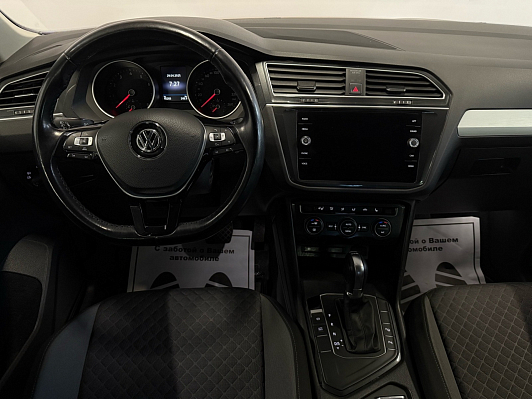Volkswagen Tiguan Trendline, 2017 года, пробег 45000 км