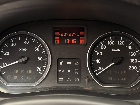 Renault Sandero, 2011 года, пробег 204206 км
