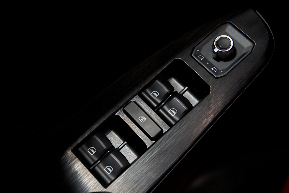 Haval Jolion Техно +, красный