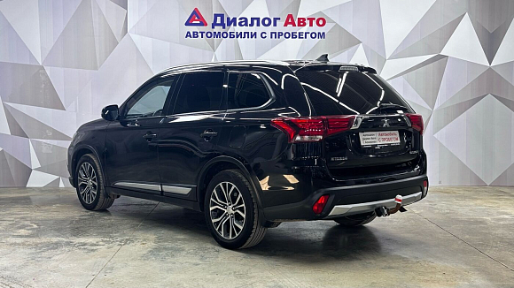 Mitsubishi Outlander Instyle, 2016 года, пробег 206200 км