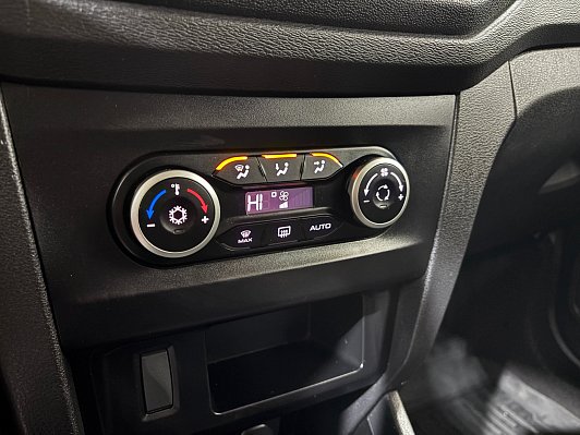 Lada (ВАЗ) XRAY Luxe Prestige (2018-2021), 2016 года, пробег 111030 км
