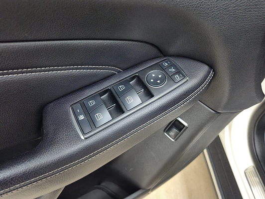 Mercedes-Benz M-Класс, 2012 года, пробег 225387 км