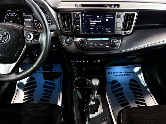 Toyota RAV4 25th Anniversary, 2019 года, пробег 150000 км