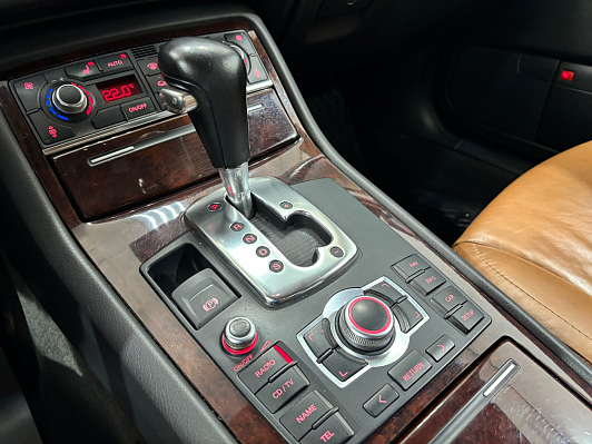 Audi A8, 2006 года, пробег 179064 км