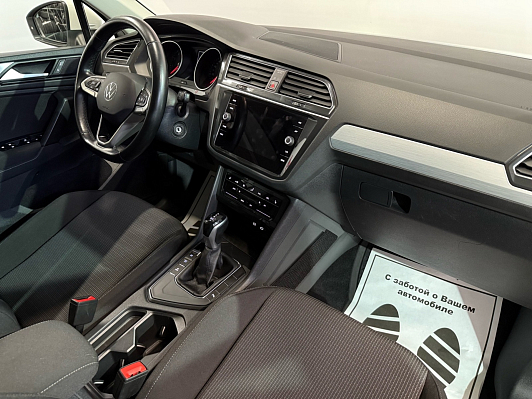 Volkswagen Tiguan Respect, 2021 года, пробег 98600 км
