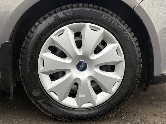 Ford Focus, 2012 года, пробег 151000 км