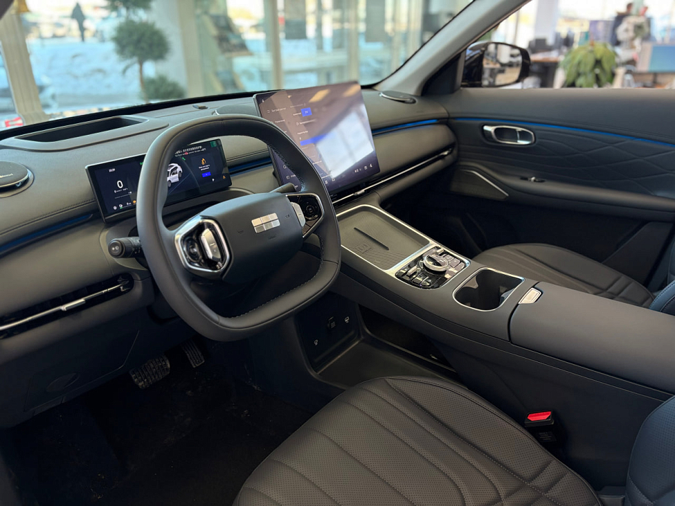 Geely EX5 EM-i Max, черный