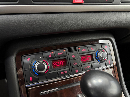 Audi A8, 2006 года, пробег 179064 км