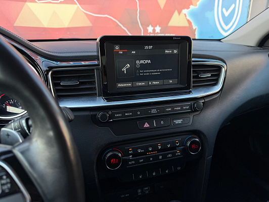 Kia Ceed Luxe, 2018 года, пробег 91858 км