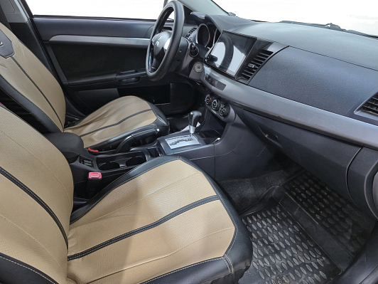 Mitsubishi Lancer, 2010 года, пробег 213500 км