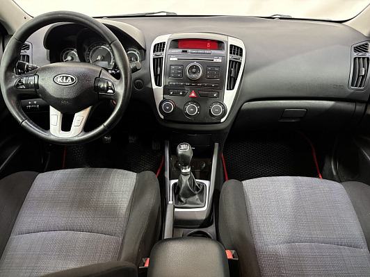 Kia Ceed Comfort, 2010 года, пробег 204000 км