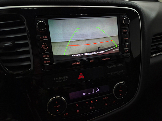 Mitsubishi Outlander Ultimate, 2014 года, пробег 225319 км