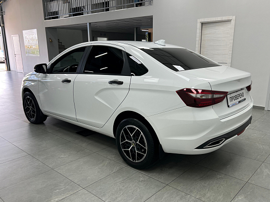 Lada (ВАЗ) Vesta Comfort (2023-2024), 2023 года, пробег 132000 км