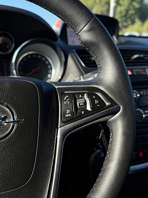 Opel Mokka Cosmo, 2014 года, пробег 171350 км