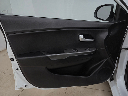 Kia Rio Comfort Аудио, 2015 года, пробег 155995 км