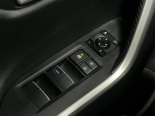 Toyota RAV4 Style, 2021 года, пробег 77492 км