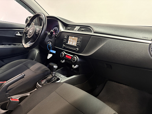 Kia Rio Prestige, 2021 года, пробег 80000 км