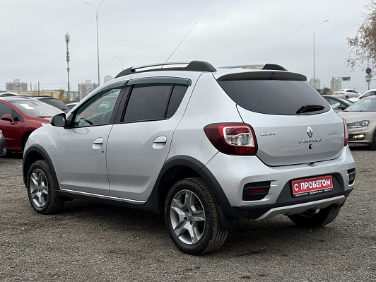 Renault Sandero Stepway Life, 2019 года, пробег 62658 км