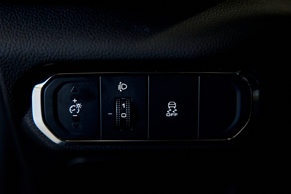 Haval Jolion Премиум, черный