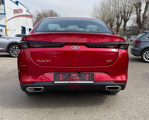 Kaiyi E5 Luxury, красный