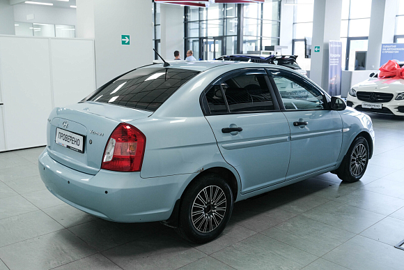 Hyundai Verna GL airbag-passenger BY001104E, 2008 года, пробег 176510 км