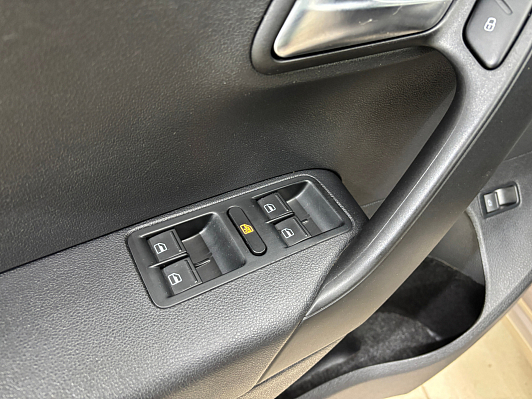 Volkswagen Polo Comfortline, 2018 года, пробег 141090 км