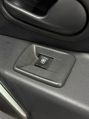 Renault Sandero Confort, 2016 года, пробег 59800 км
