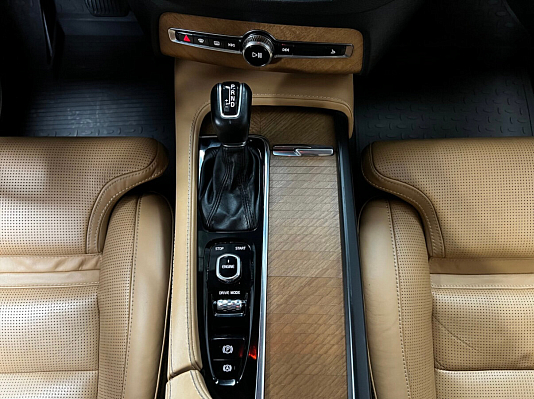 Volvo XC90 Inscription, 2015 года, пробег 97300 км