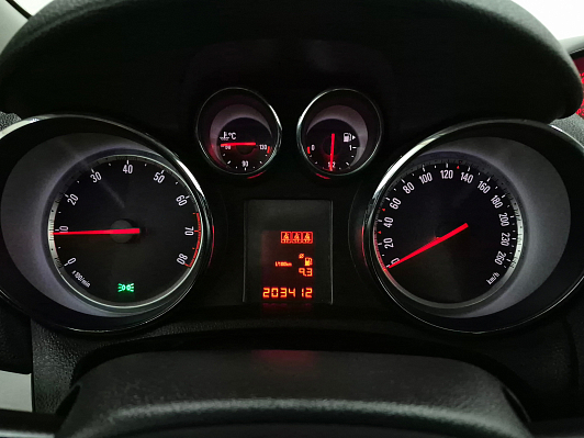 Opel Mokka Essentia, 2014 года, пробег 203412 км
