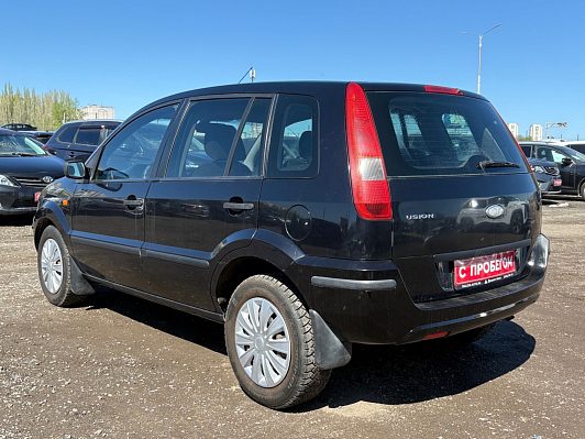 Ford Fusion Trend, 2005 года, пробег 192655 км