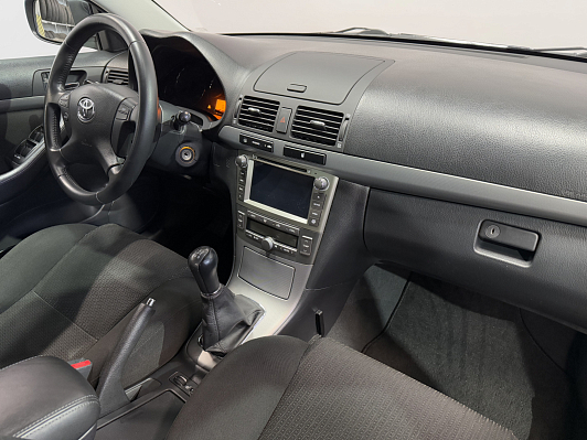 Toyota Avensis Сол, 2008 года, пробег 323000 км