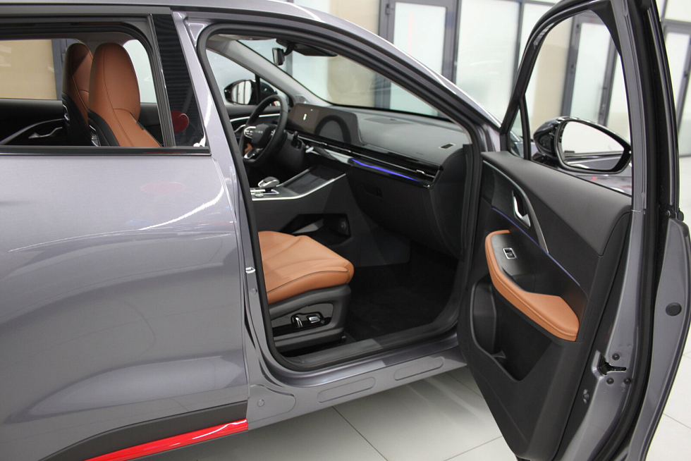 Omoda C5 Supreme, серый