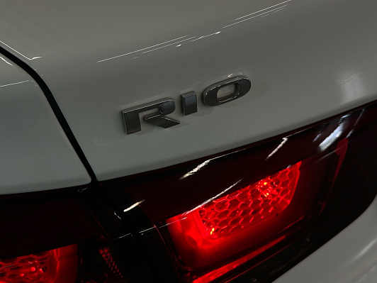 Kia Rio Prestige, 2016 года, пробег 158000 км