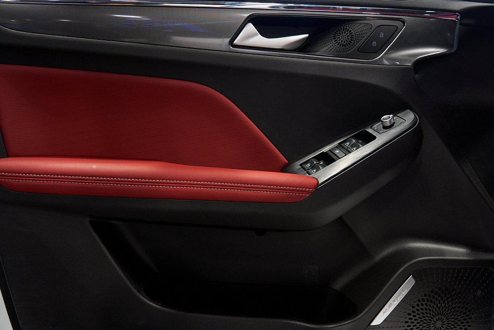 Haval Jolion Техно +, белый