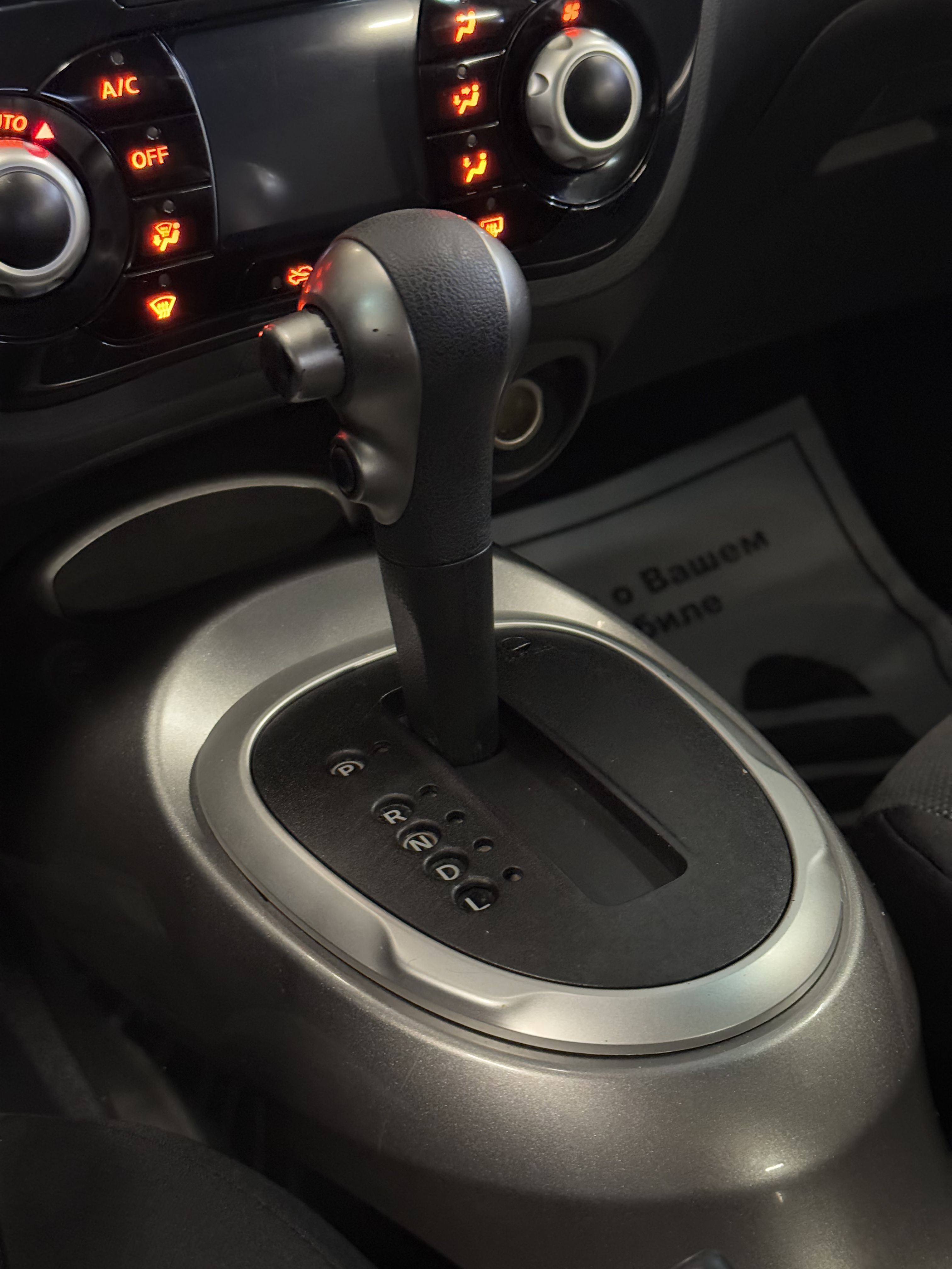 Nissan Juke SE+, 2012 года, пробег 152000 км
