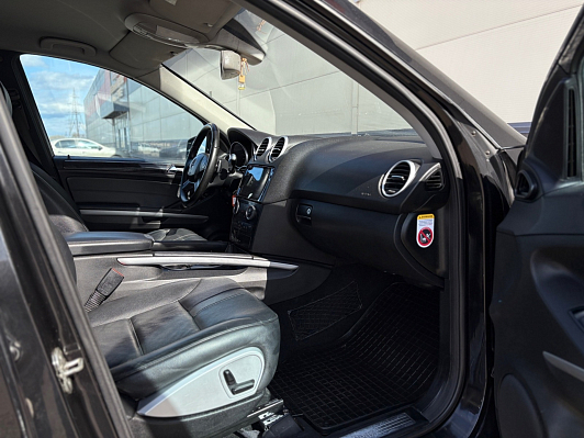 Mercedes-Benz M-Класс ML 350 CDI 4MATIC Особая серия, 2011 года, пробег 265770 км