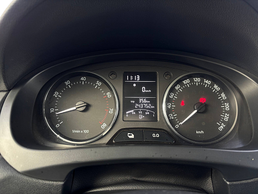 Skoda Rapid, 2014 года, пробег 243390 км