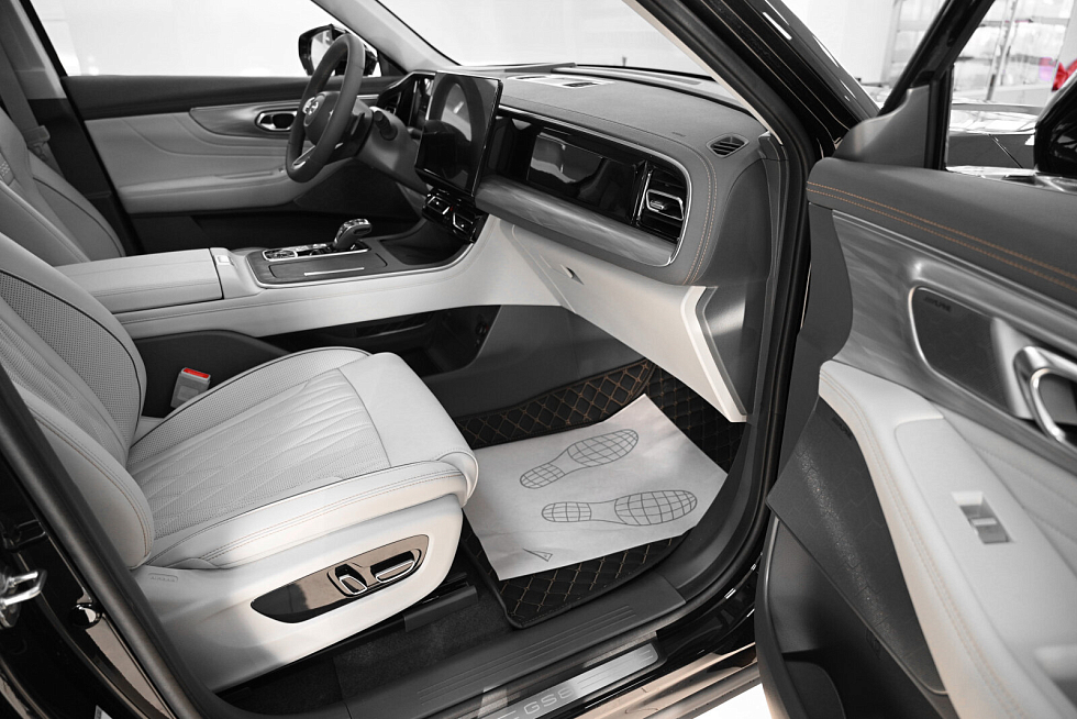 GAC GS8 GL (5 мест), черный