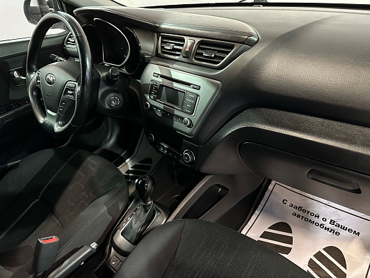 Kia Rio Prestige, 2016 года, пробег 158000 км