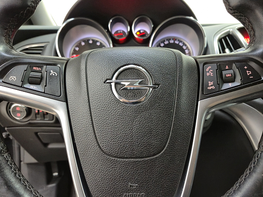 Opel Astra Cosmo, 2012 года, пробег 199928 км
