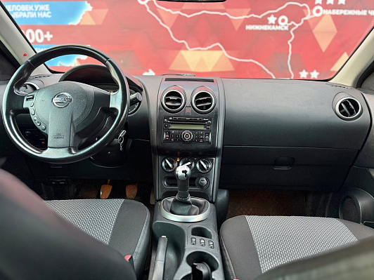 Nissan Qashqai XE, 2010 года, пробег 243000 км